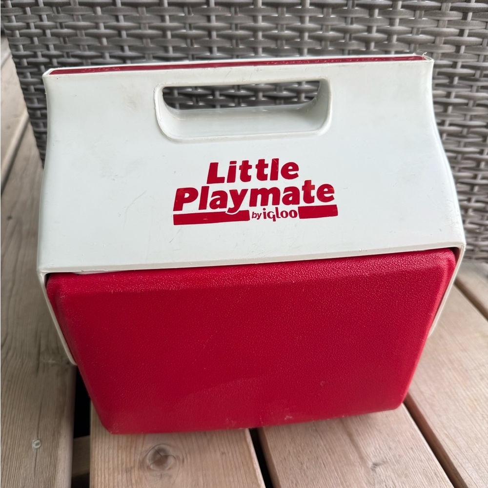 Igloo Little Playmate Red Cooler vintage